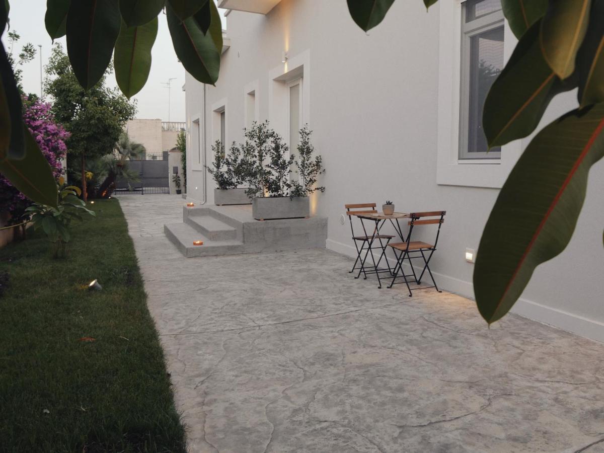 Adele E Il Duca Bed And Breakfast Lecce Exterior foto