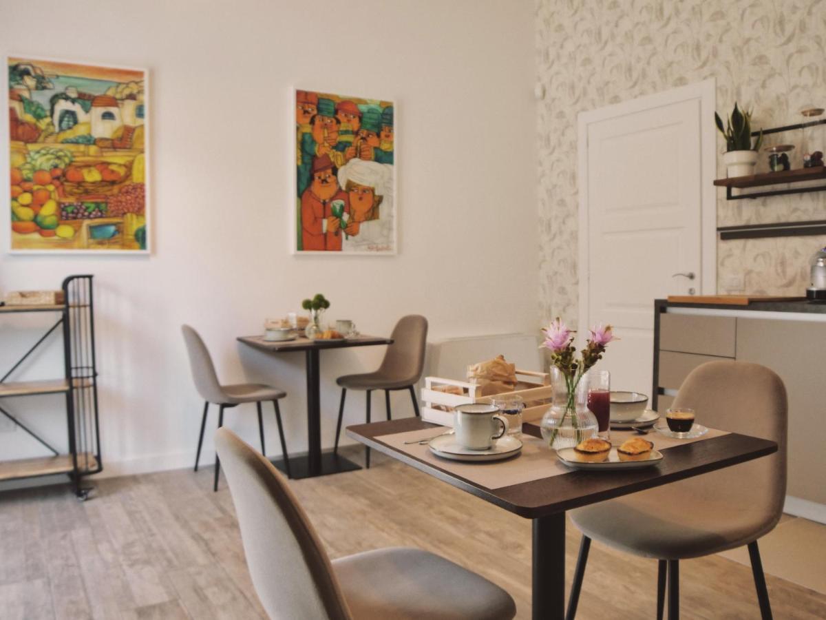 Adele E Il Duca Bed And Breakfast Lecce Exterior foto
