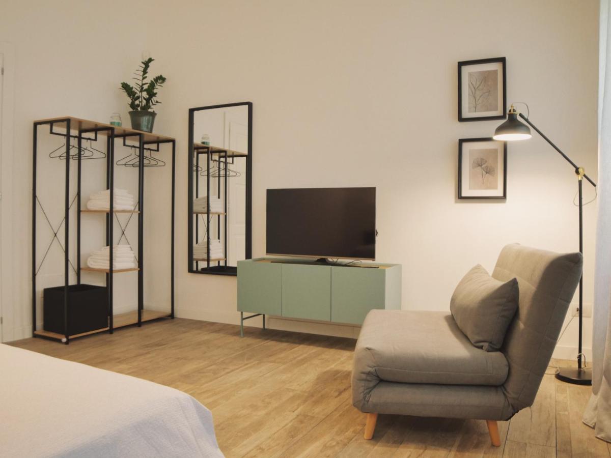 Adele E Il Duca Bed And Breakfast Lecce Exterior foto